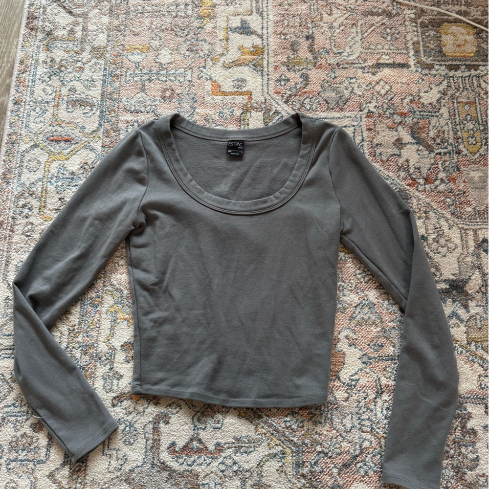 PacSun fleece lined top